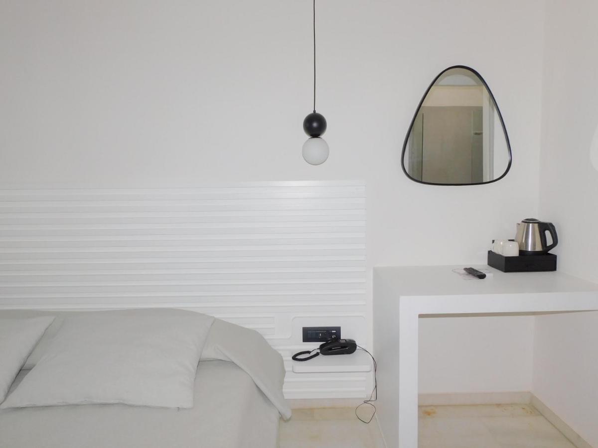 Fotilia Hotel Nausa Zewnętrze zdjęcie
